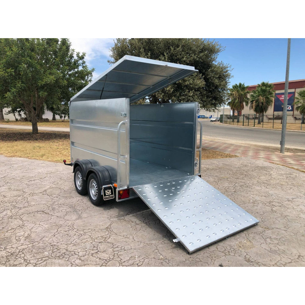 remolque caja cerrada
