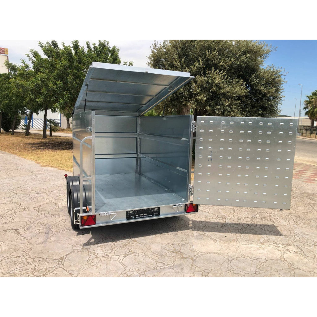remolque caja cerrada
